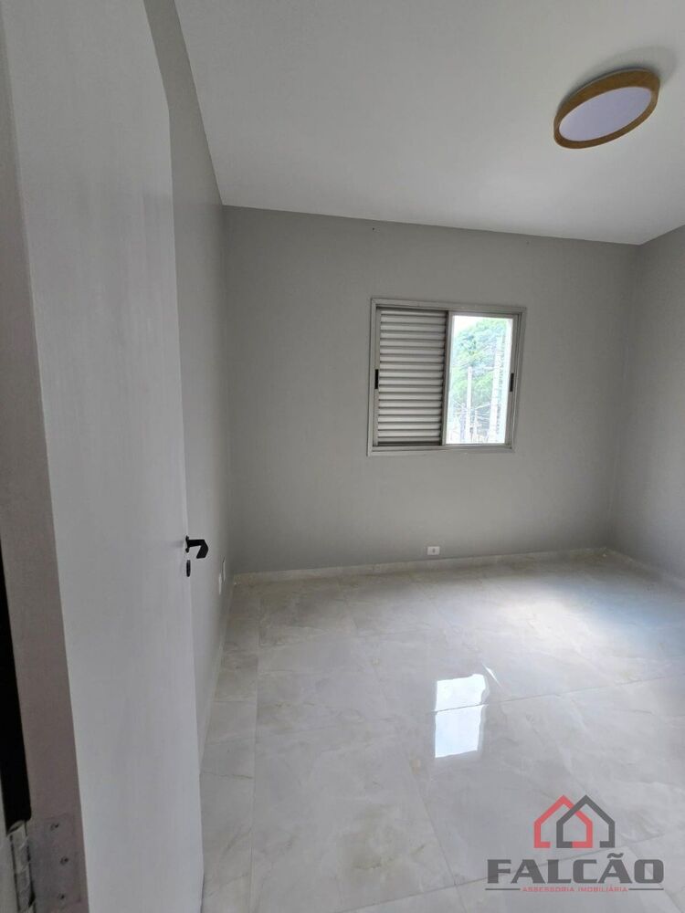 Apartamento à venda com 2 quartos, 68m² - Foto 3