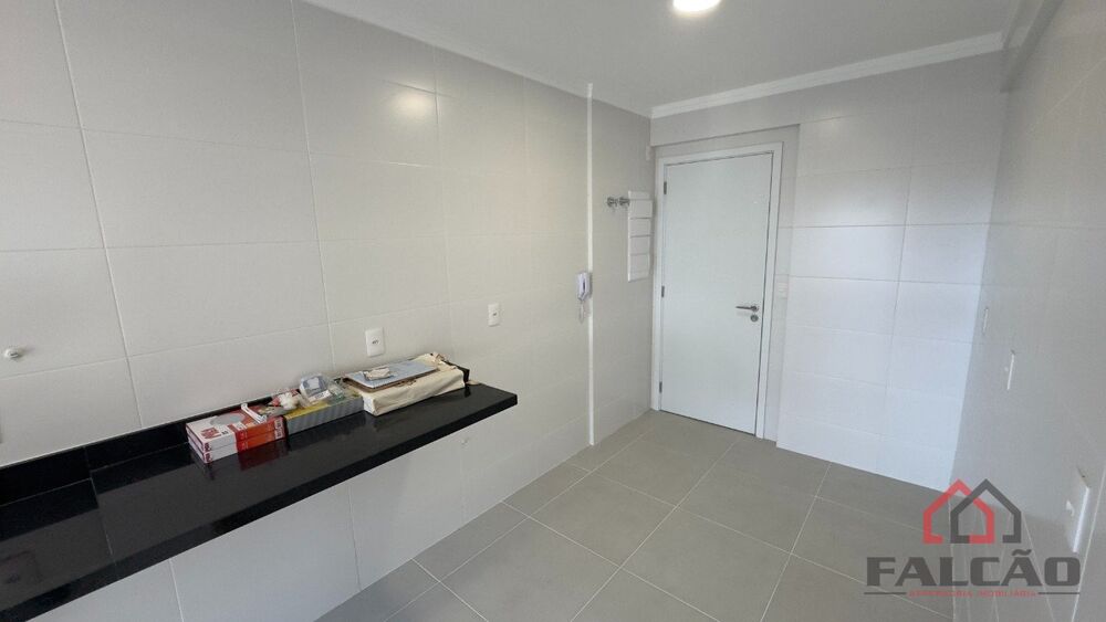 Apartamento à venda com 2 quartos, 87m² - Foto 2