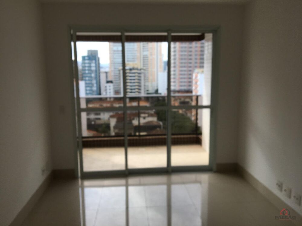 Apartamento à venda com 3 quartos, 130m² - Foto 4