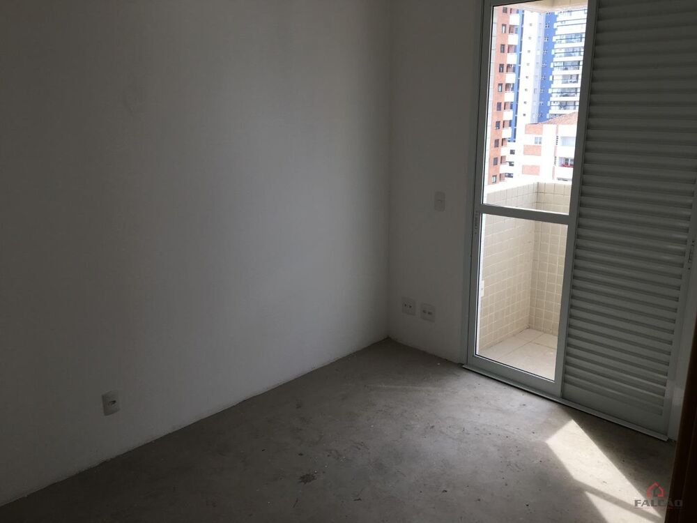 Apartamento à venda com 3 quartos, 130m² - Foto 1