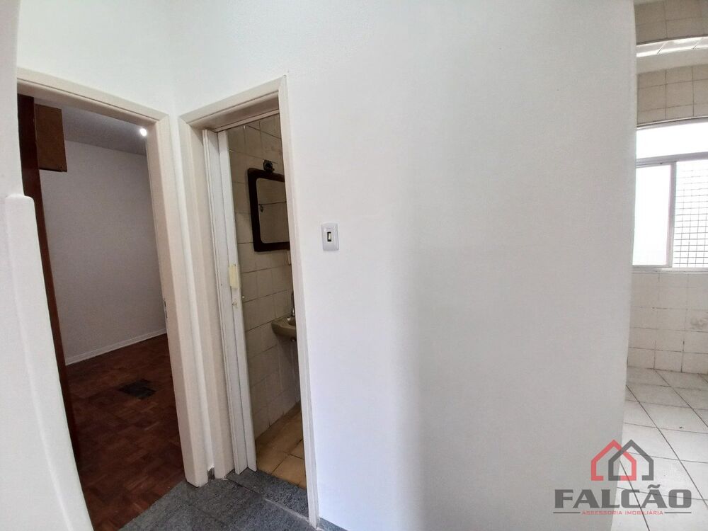 Apartamento à venda com 2 quartos, 72m² - Foto 4