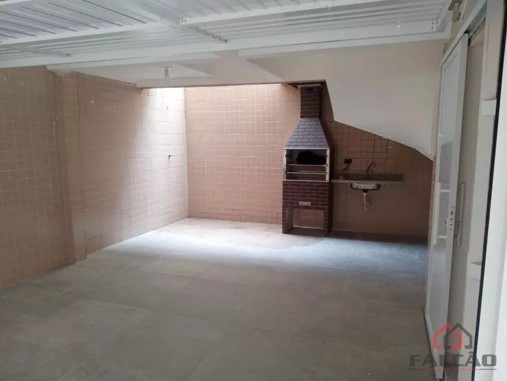 Sobrado à venda com 2 quartos, 103m² - Foto 1