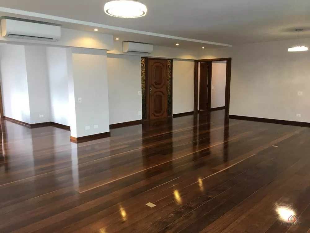 Apartamento à venda com 4 quartos, 304m² - Foto 2