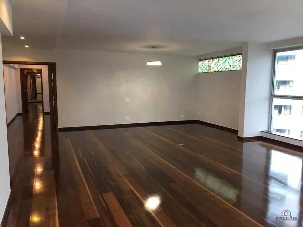 Apartamento à venda com 4 quartos, 304m² - Foto 1