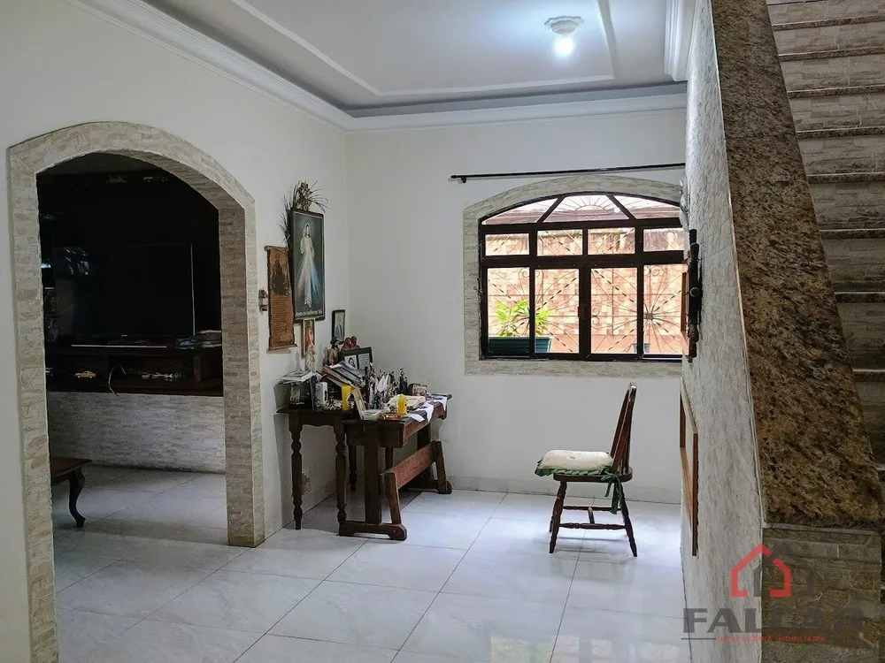 Sobrado, 3 quartos, 321 m² - Foto 2