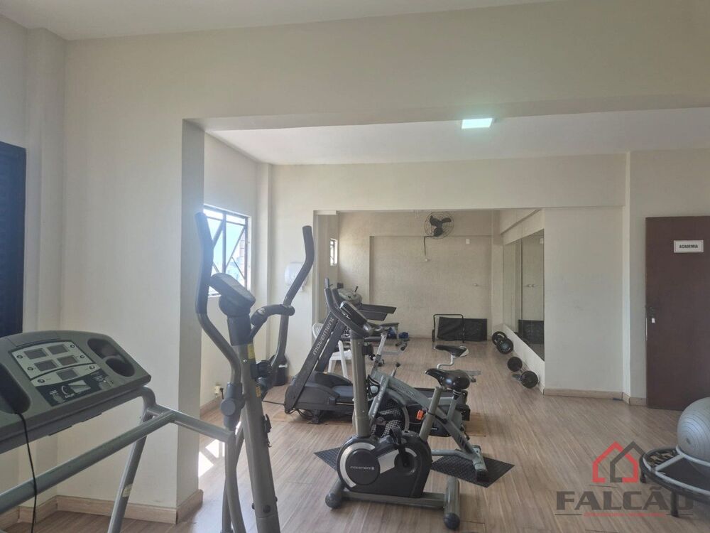 Apartamento à venda com 3 quartos, 140m² - Foto 8