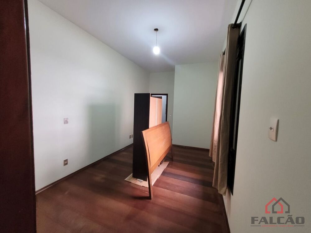 Sobrado, 4 quartos, 266 m² - Foto 13