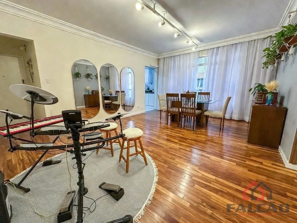 Apartamento, 3 quartos, 139 m² - Foto 2