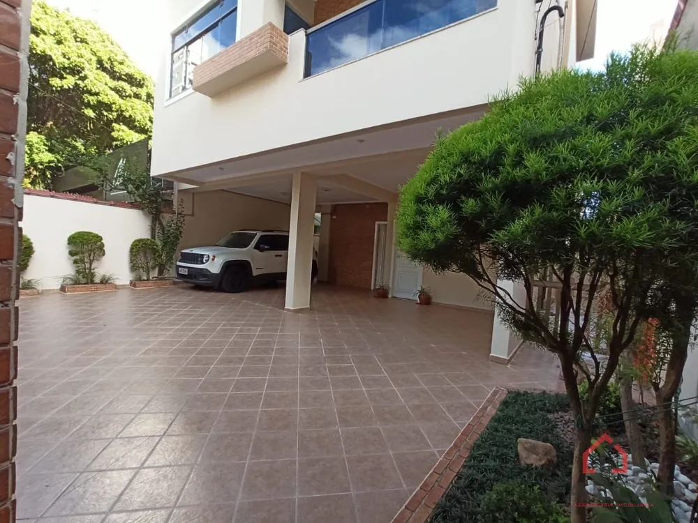 Sobrado, 4 quartos, 230 m² - Foto 1