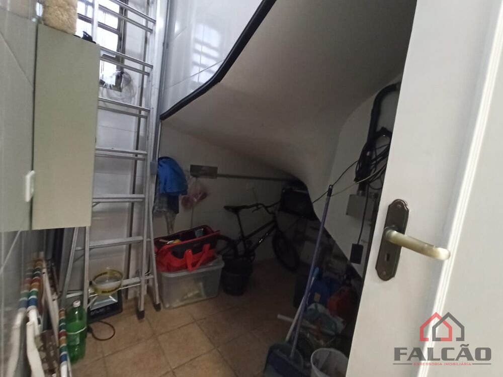 Sobrado, 4 quartos, 230 m² - Foto 2