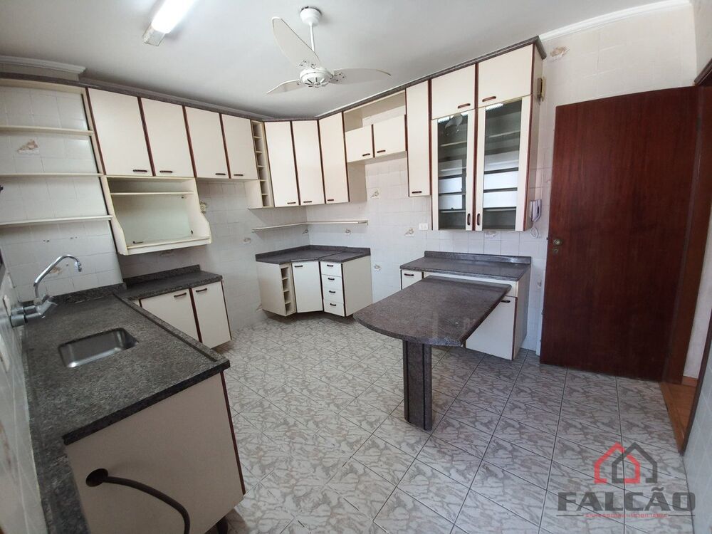Apartamento à venda com 3 quartos, 127m² - Foto 27