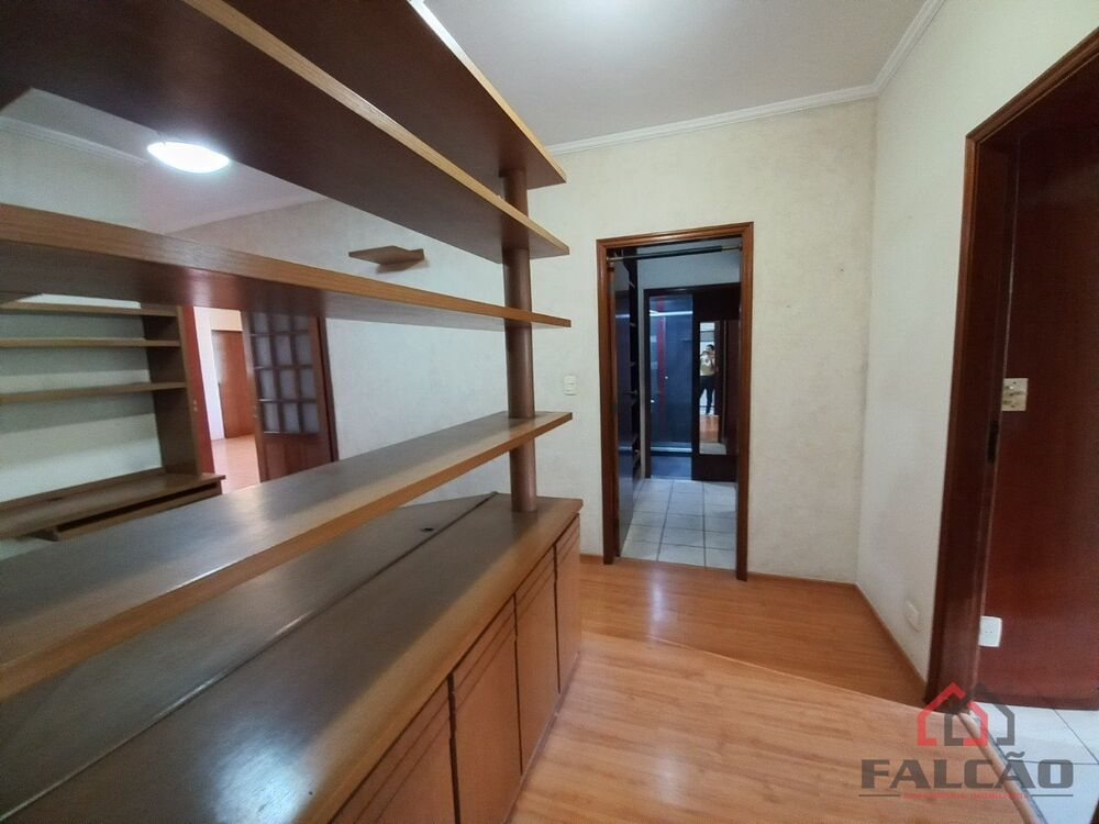 Apartamento à venda com 3 quartos, 127m² - Foto 23