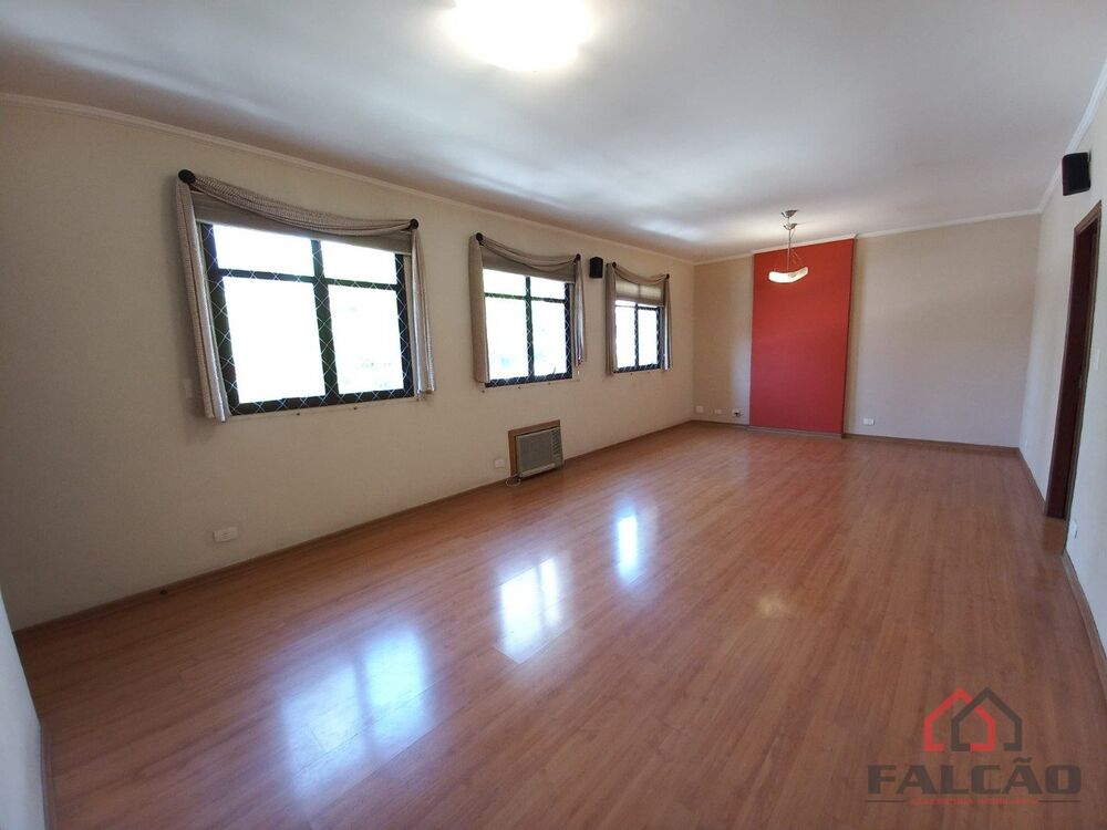 Apartamento à venda com 3 quartos, 127m² - Foto 2