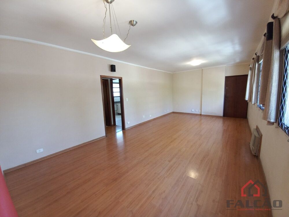 Apartamento à venda com 3 quartos, 127m² - Foto 1