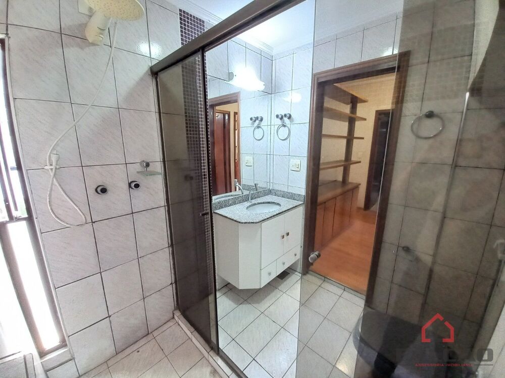 Apartamento à venda com 3 quartos, 127m² - Foto 22