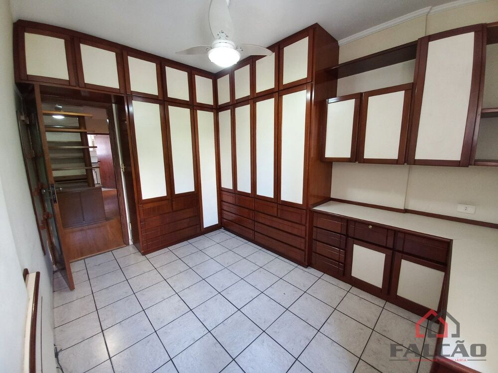 Apartamento à venda com 3 quartos, 127m² - Foto 17