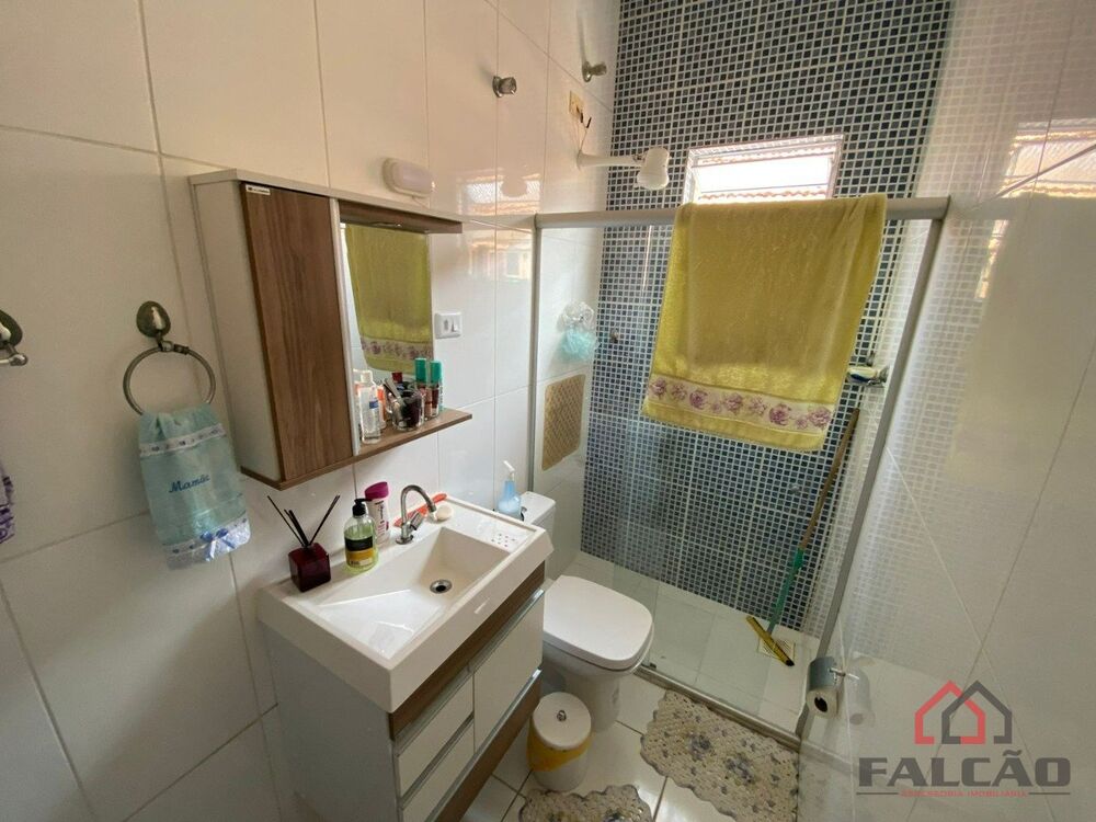 Casa, 3 quartos, 285 m² - Foto 1