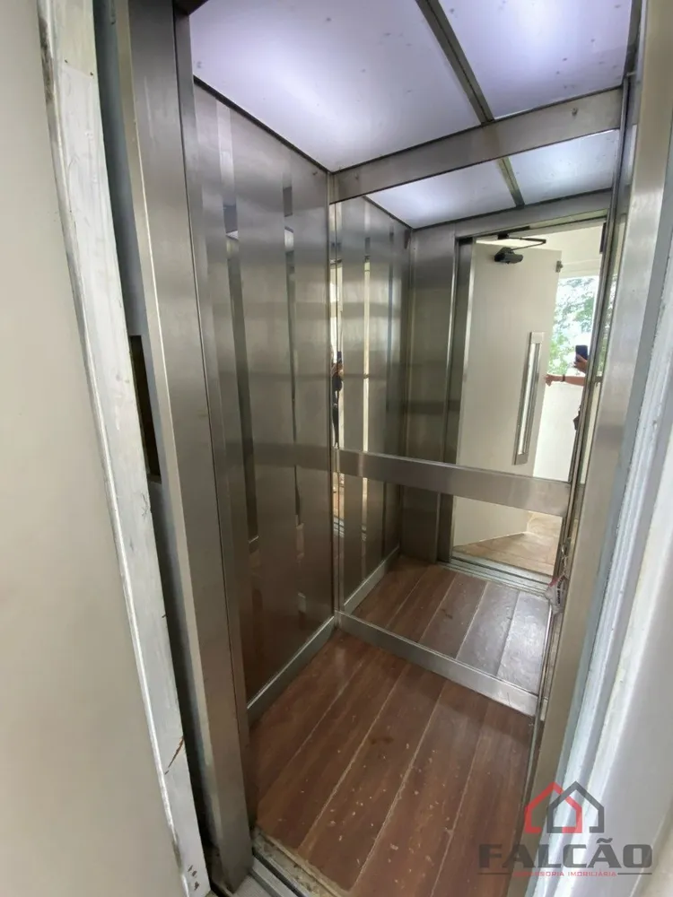 Casa, 5 quartos, 600 m² - Foto 2
