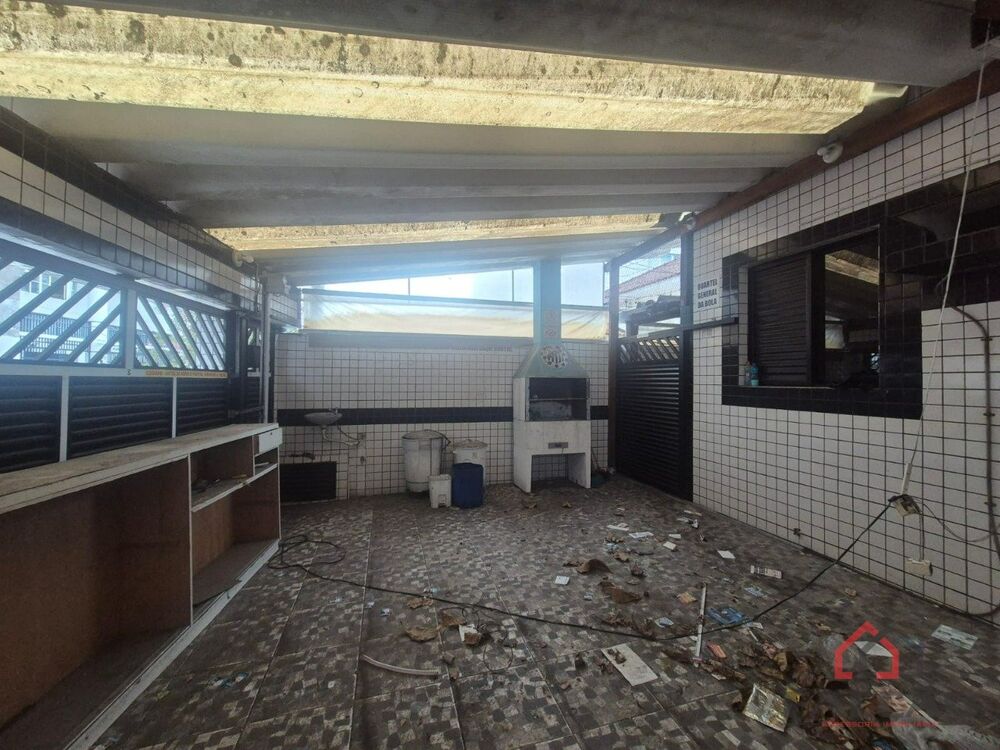 Sobrado à venda com 10 quartos, 300m² - Foto 8