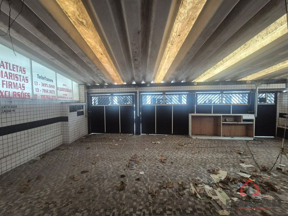 Sobrado à venda com 10 quartos, 300m² - Foto 7
