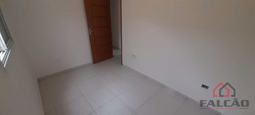 Casa à venda com 3 quartos, 75m² - Foto 4