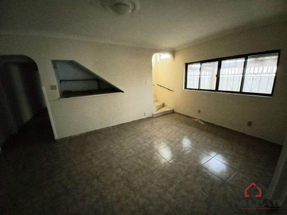 Sobrado à venda e aluguel com 4 quartos, 338m² - Foto 2