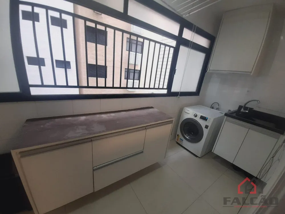 Apartamento, 3 quartos, 130 m² - Foto 3