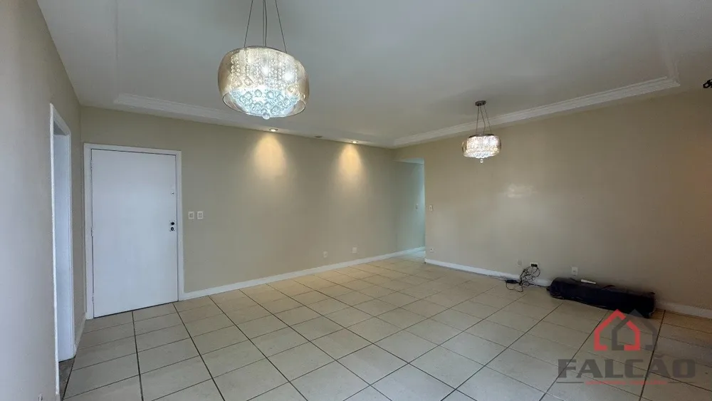 Apartamento, 3 quartos, 135 m² - Foto 2