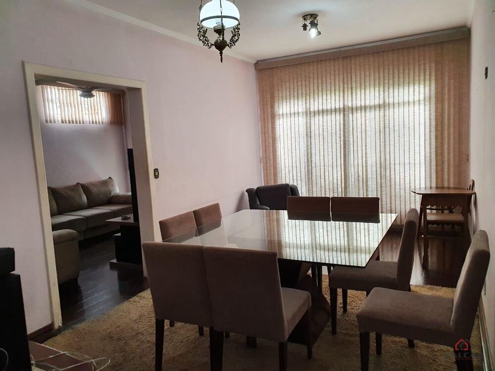 Sobrado à venda com 3 quartos, 352m² - Foto 1