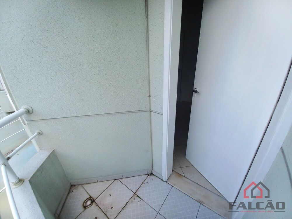 Casa à venda com 3 quartos, 89m² - Foto 4
