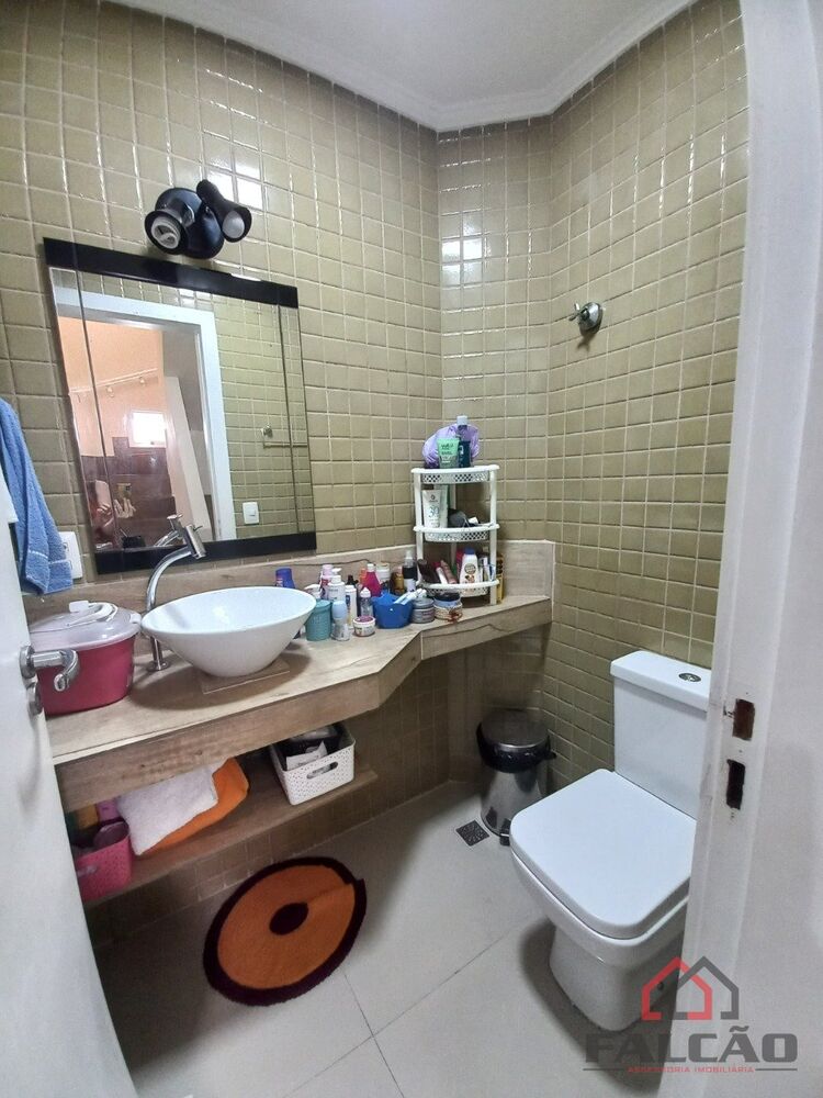 Casa à venda com 3 quartos, 89m² - Foto 1