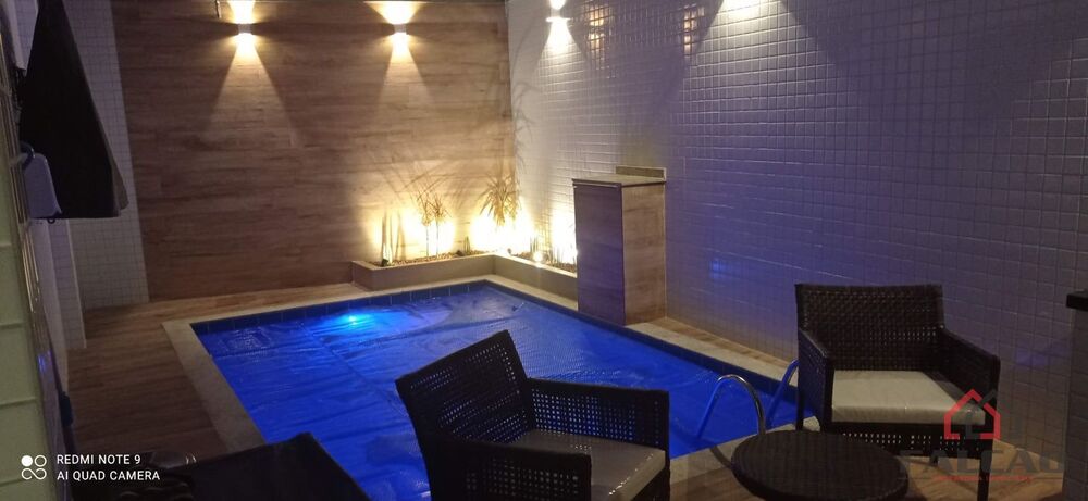 Casa à venda com 3 quartos, 250m² - Foto 32