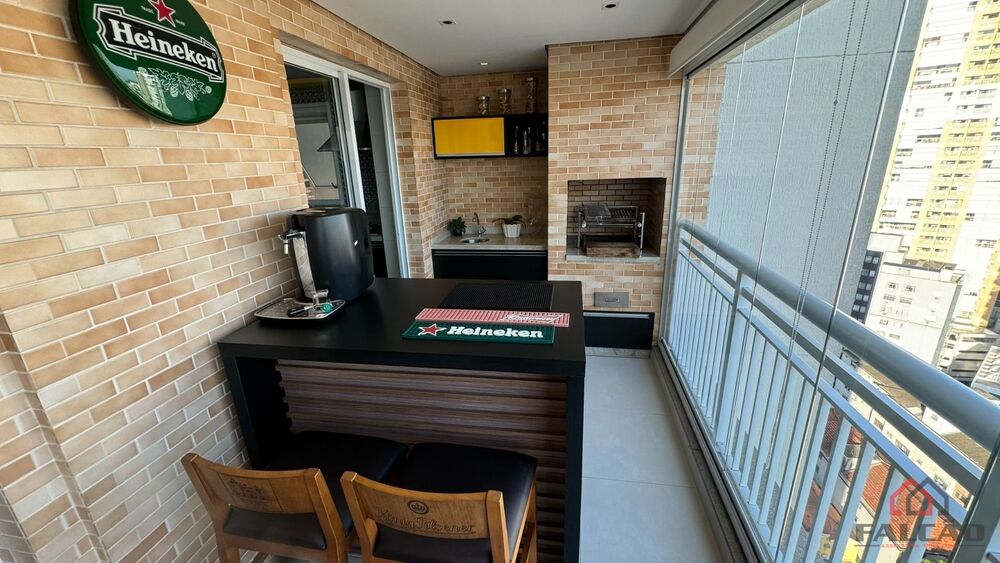 Apartamento à venda com 3 quartos, 134m² - Foto 2