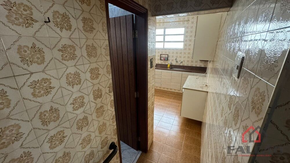 Casa à venda com 2 quartos, 103m² - Foto 11