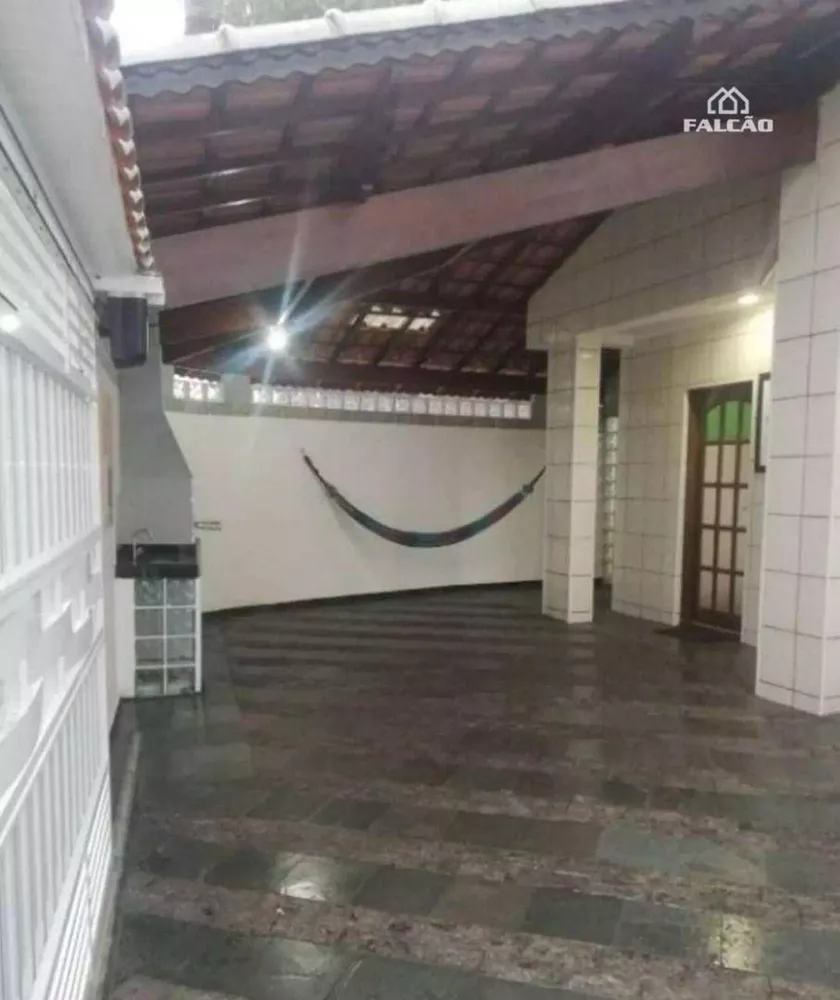 Sobrado à venda com 4 quartos, 139m² - Foto 2