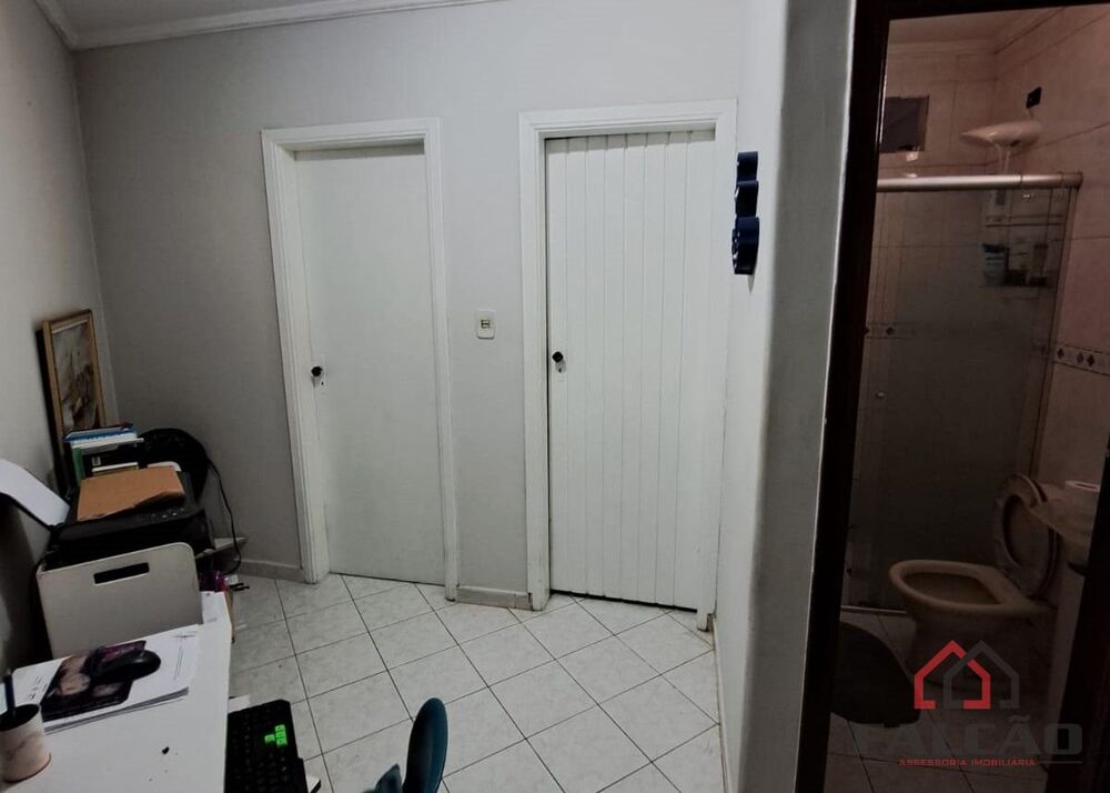 Casa à venda com 5 quartos, 170m² - Foto 4