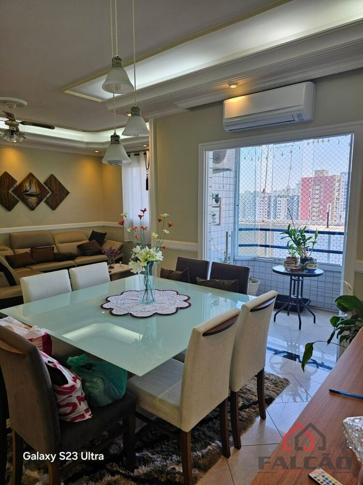 Apartamento à venda com 3 quartos, 128m² - Foto 1