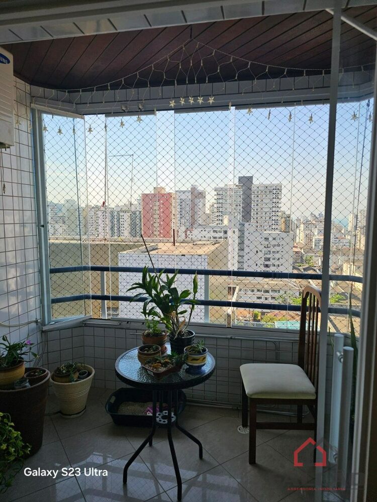 Apartamento à venda com 3 quartos, 128m² - Foto 2
