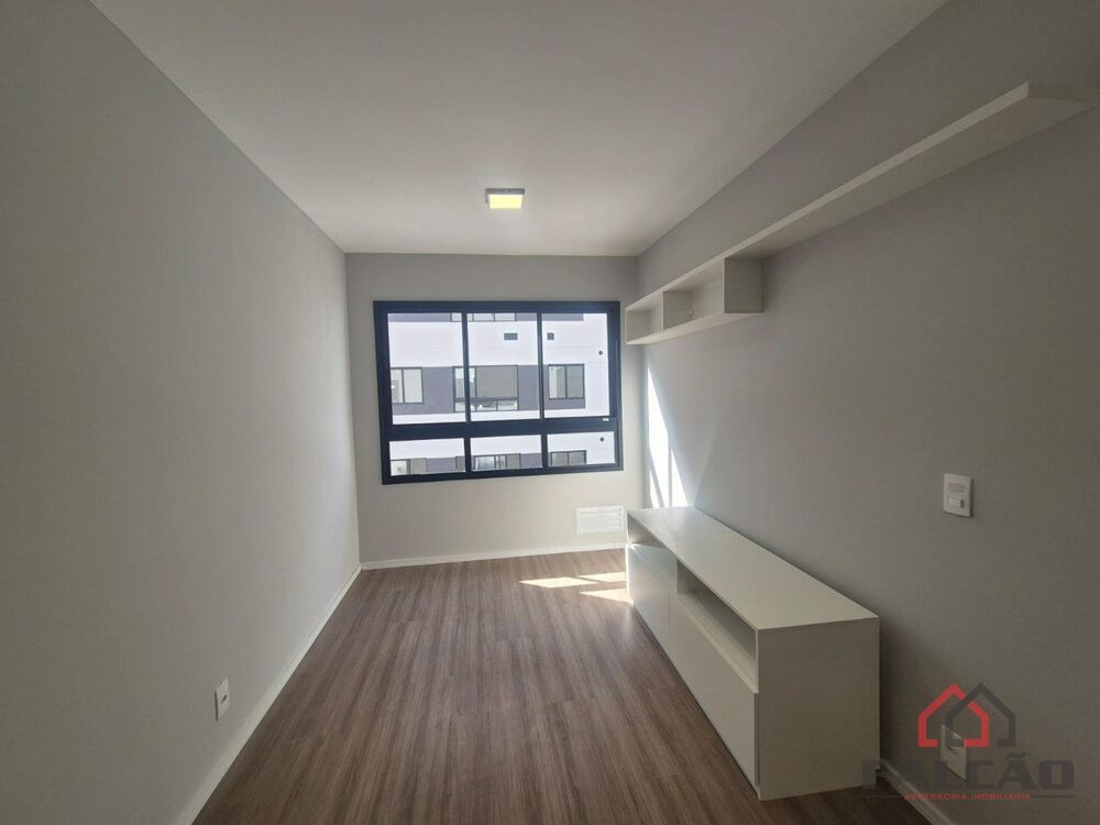 Apartamento para alugar com 2 quartos, 37m² - Foto 2