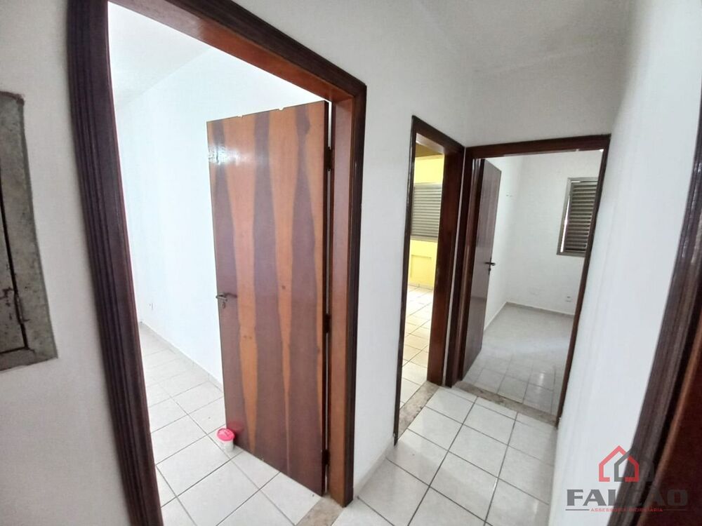 Apartamento à venda com 2 quartos, 85m² - Foto 1