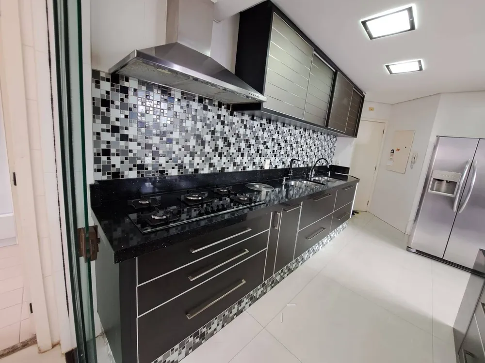 Cobertura, 4 quartos, 214 m² - Foto 4