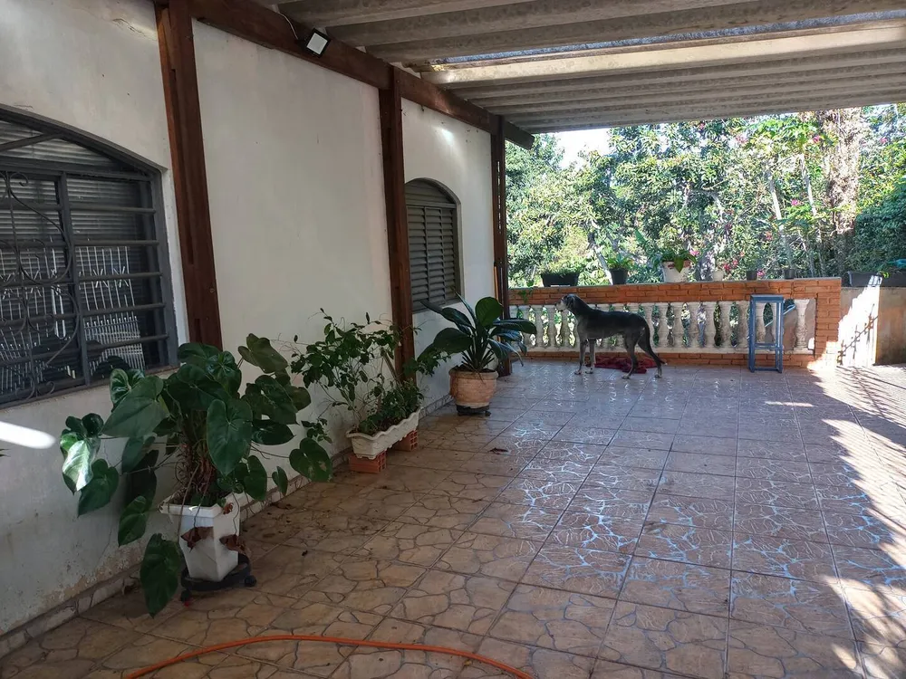 Chácara, 5 quartos, 5000 m² - Foto 1
