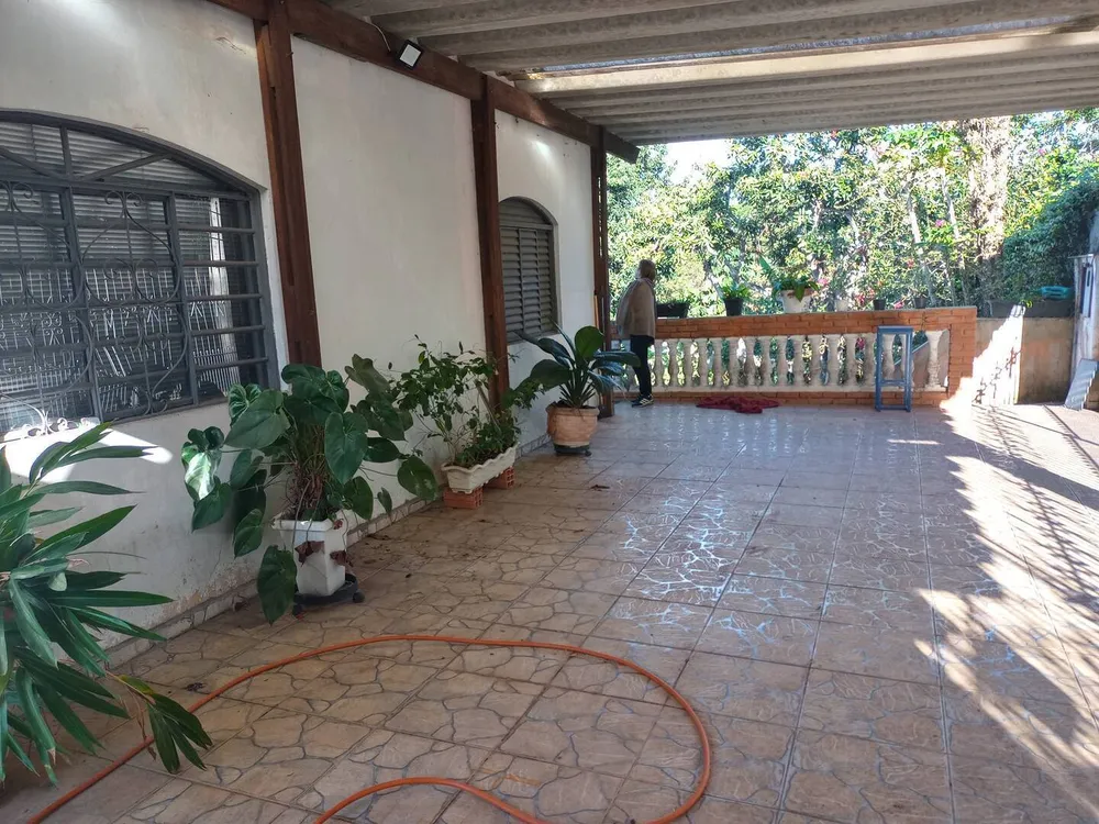 Chácara, 5 quartos, 5000 m² - Foto 2