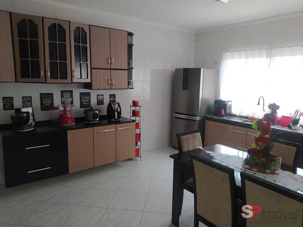 Casa, 5 quartos, 200 m² - Foto 4