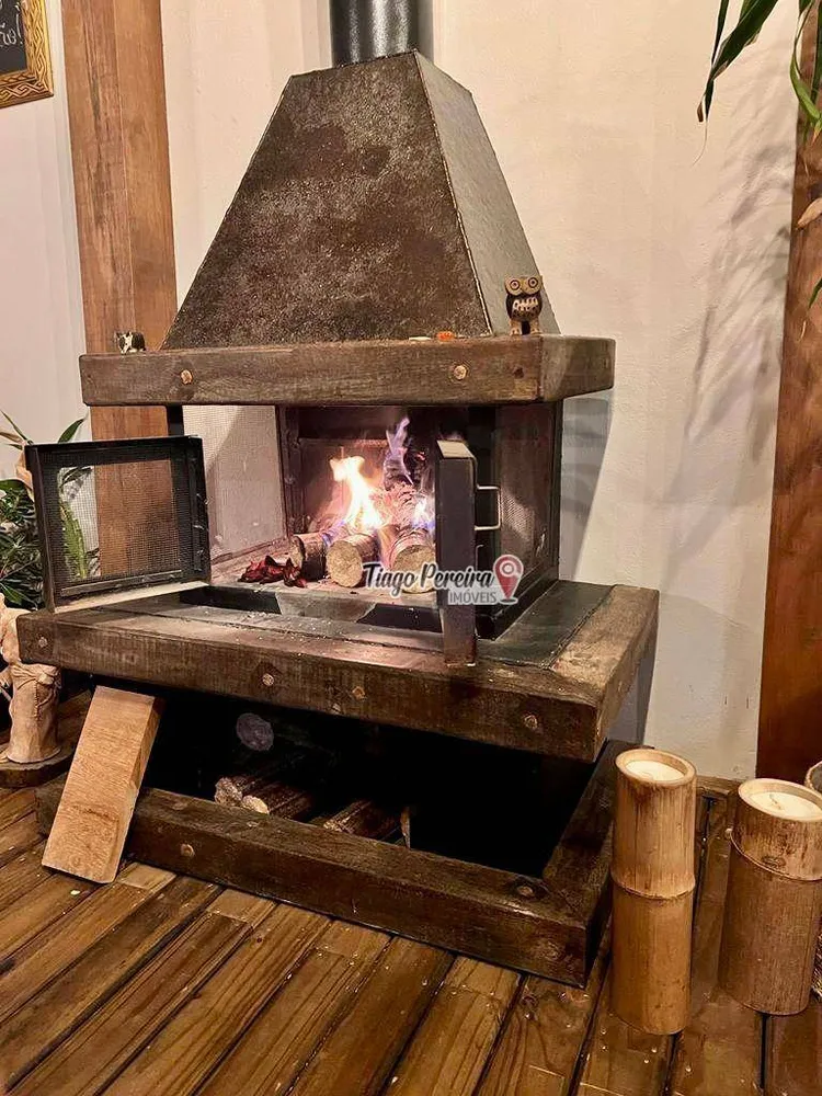 Casa, 4 quartos, 214 m² - Foto 3