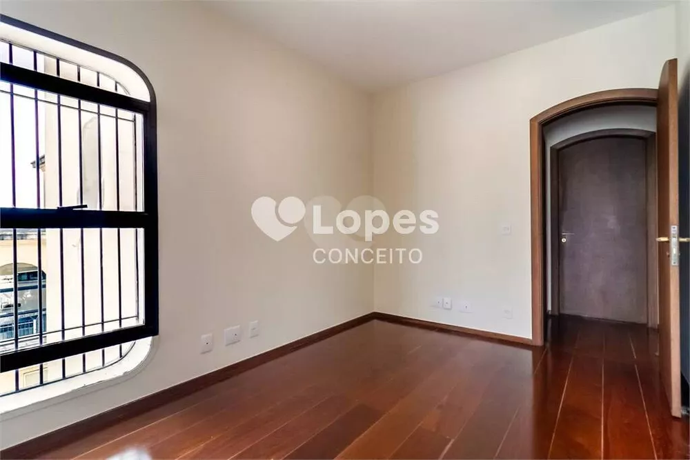 Apartamento à venda com 3 quartos, 240m² - Foto 12