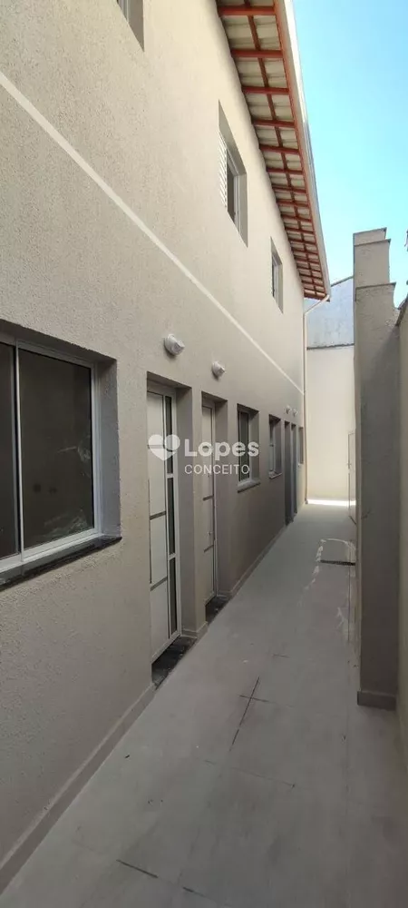 Casa à venda com 2 quartos, 58m² - Foto 14