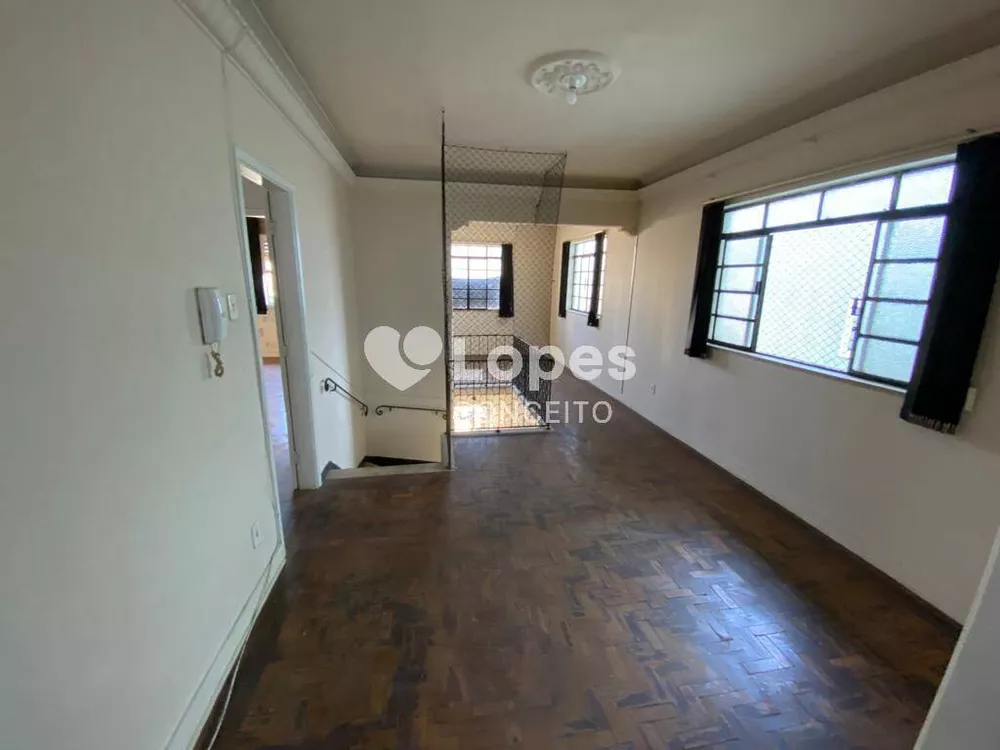 Casa à venda com 5 quartos, 255m² - Foto 15