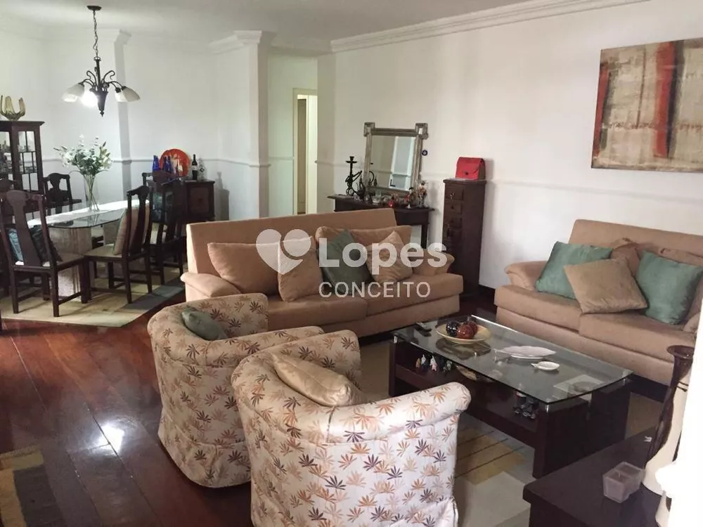 Apartamento à venda com 3 quartos, 213m² - Foto 2