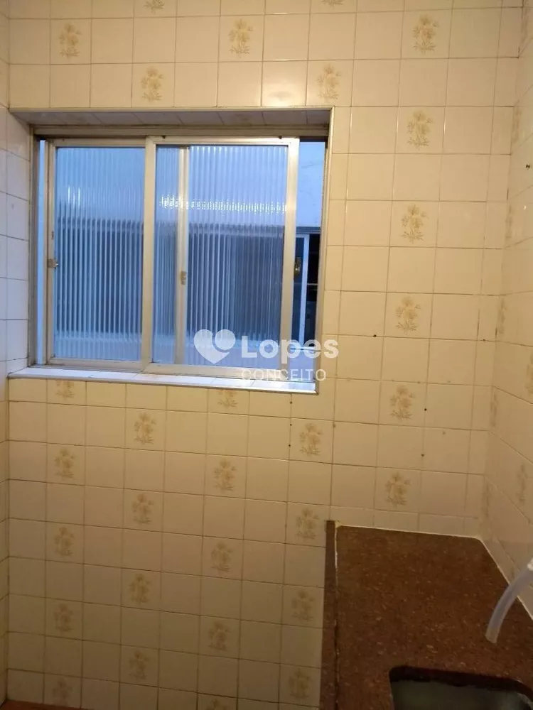 Apartamento à venda com 2 quartos, 65m² - Foto 4